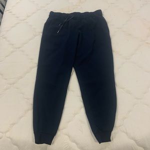 Lululemon On The Fly Jogger